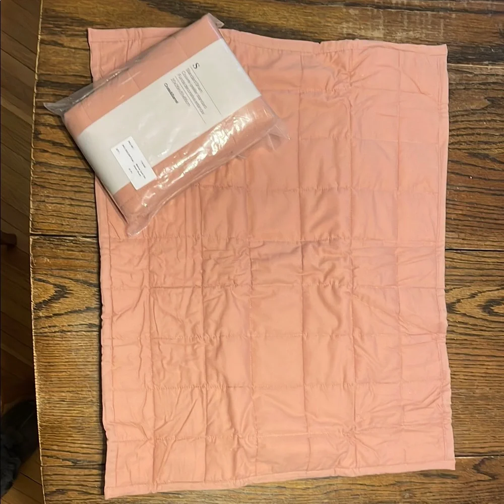 Crate & Barrel Organic Cotton Standard Shams in Mellow Blush